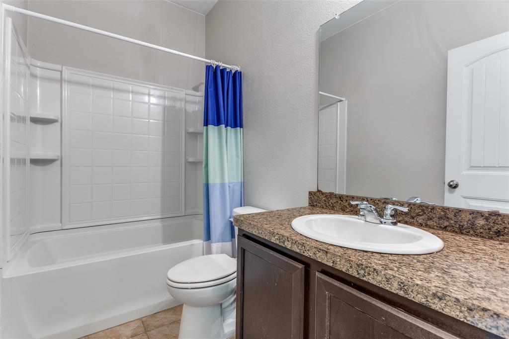 8228 Windsor Forest Drive Property Photo 10