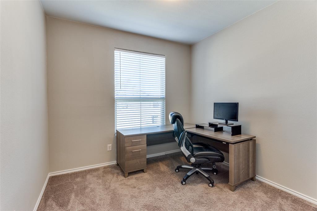 8228 Windsor Forest Drive Property Photo 11