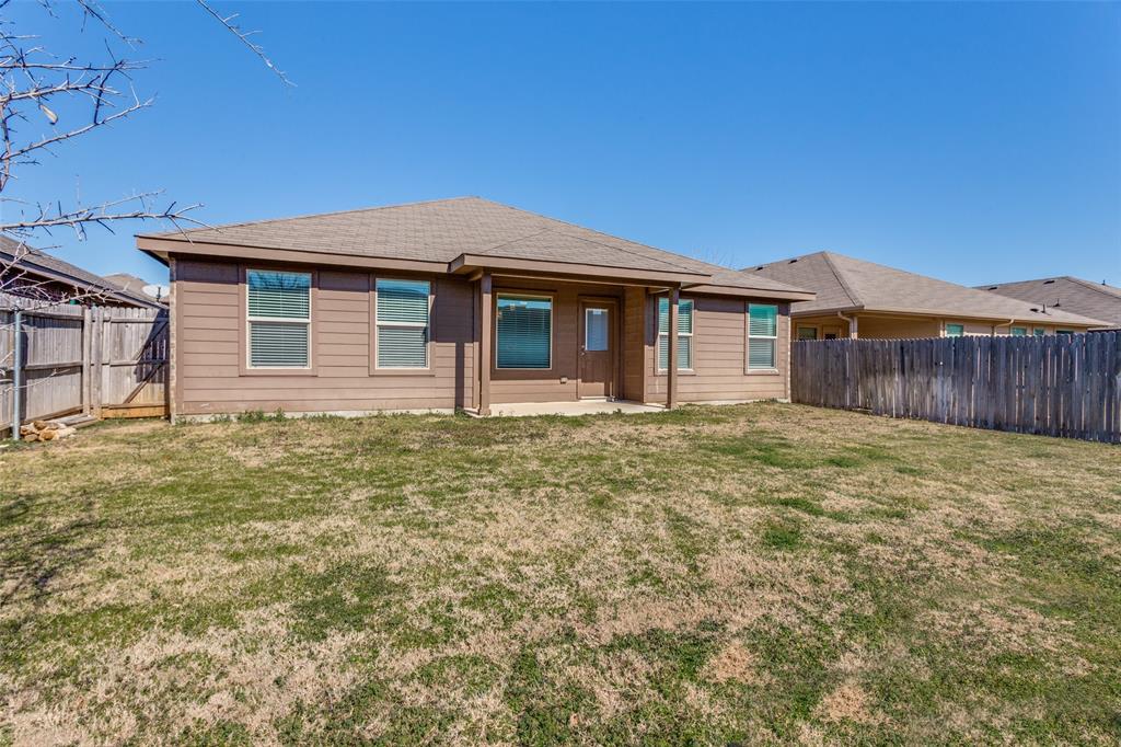 8228 Windsor Forest Drive Property Photo 12