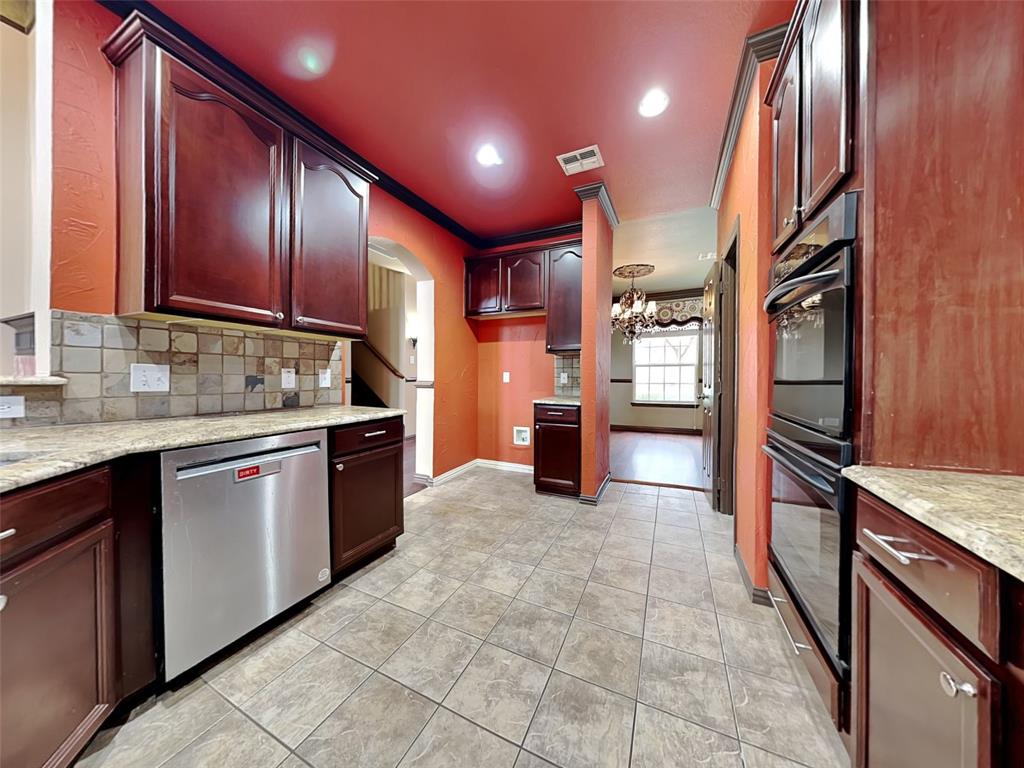 6509 Taprock Drive Property Photo 7