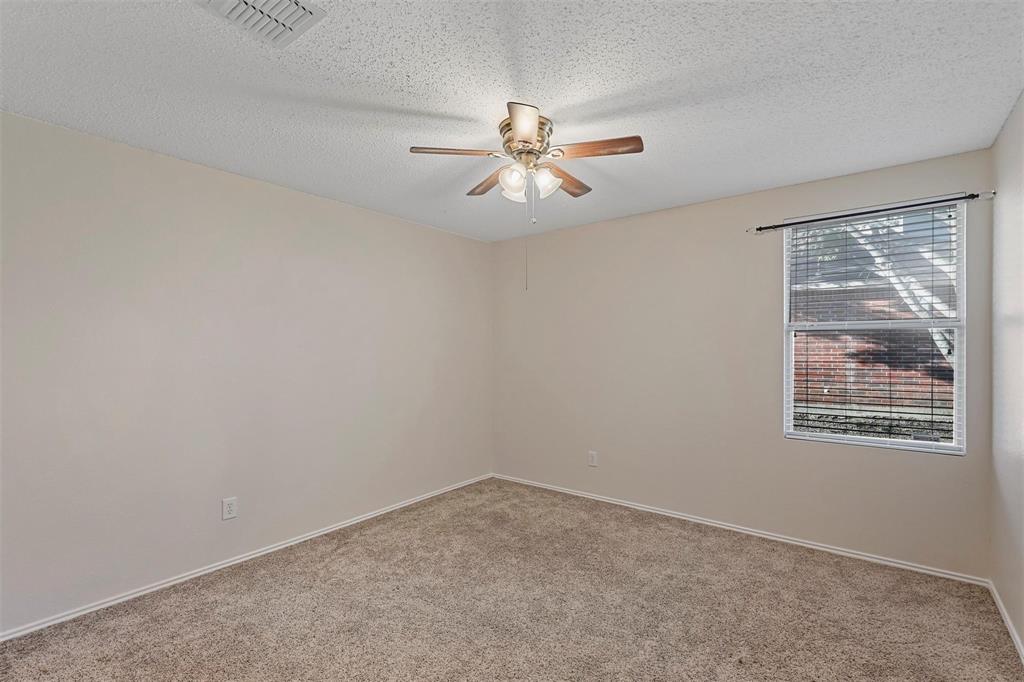 208 Blazing Star Trail Property Photo 8