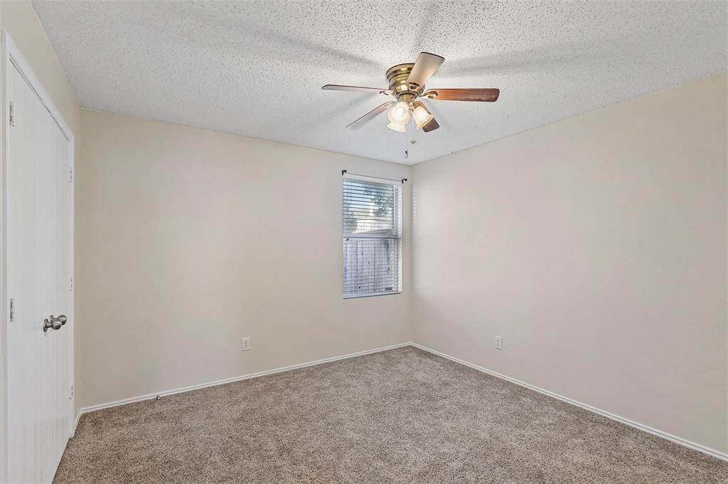 208 Blazing Star Trail Property Photo 9