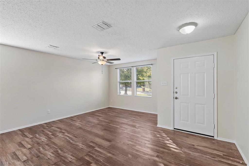 208 Blazing Star Trail Property Photo 11