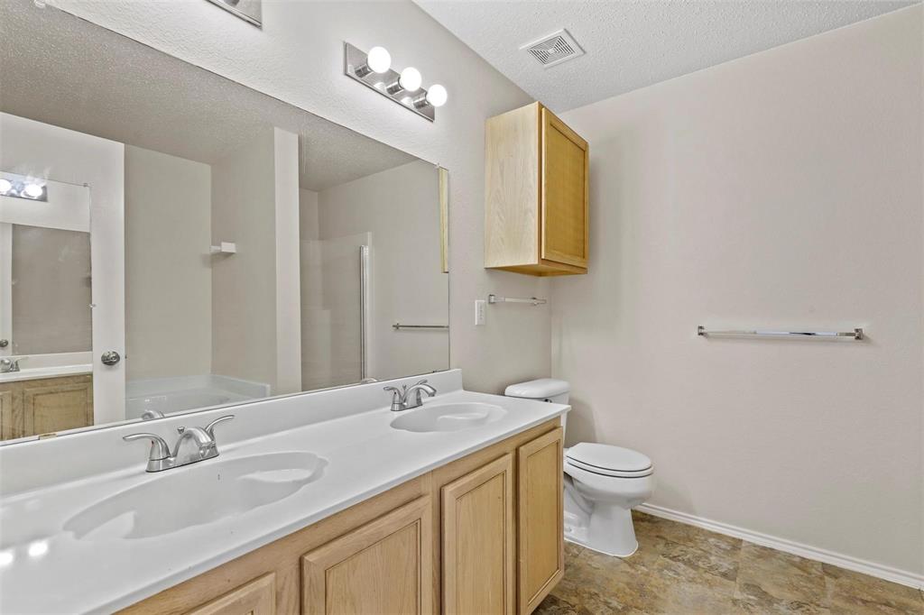 208 Blazing Star Trail Property Photo 17