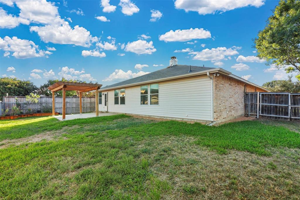 208 Blazing Star Trail Property Photo 20