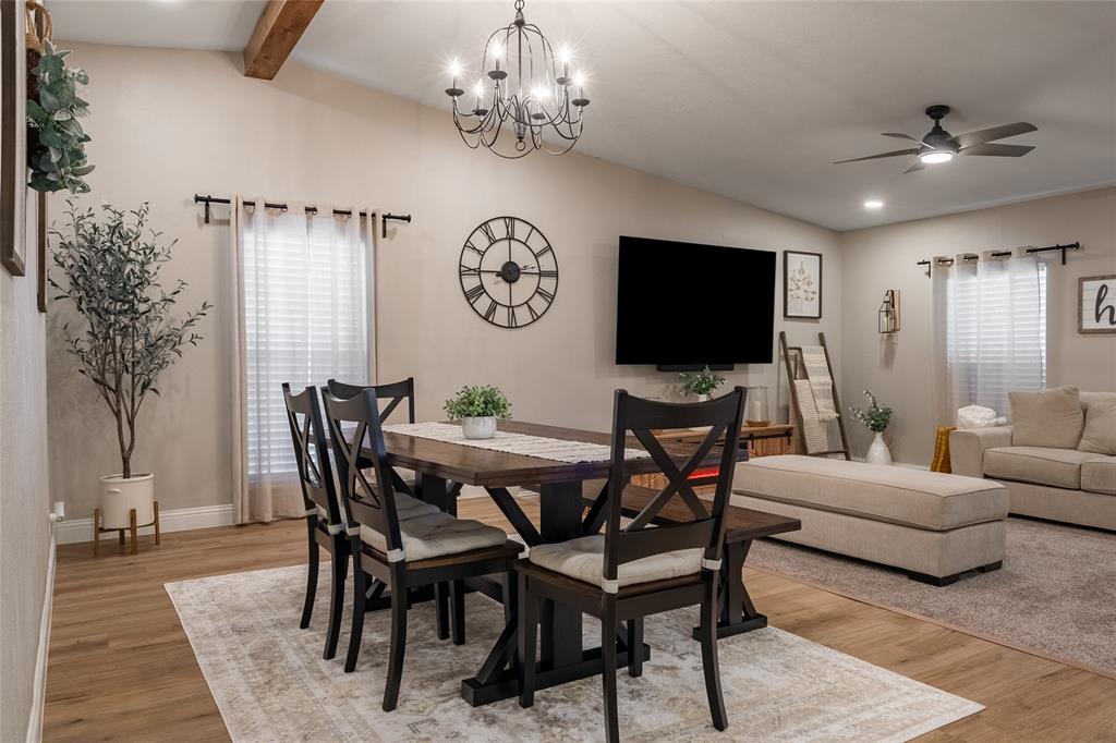 2301 Chinaberry Drive Property Photo 15
