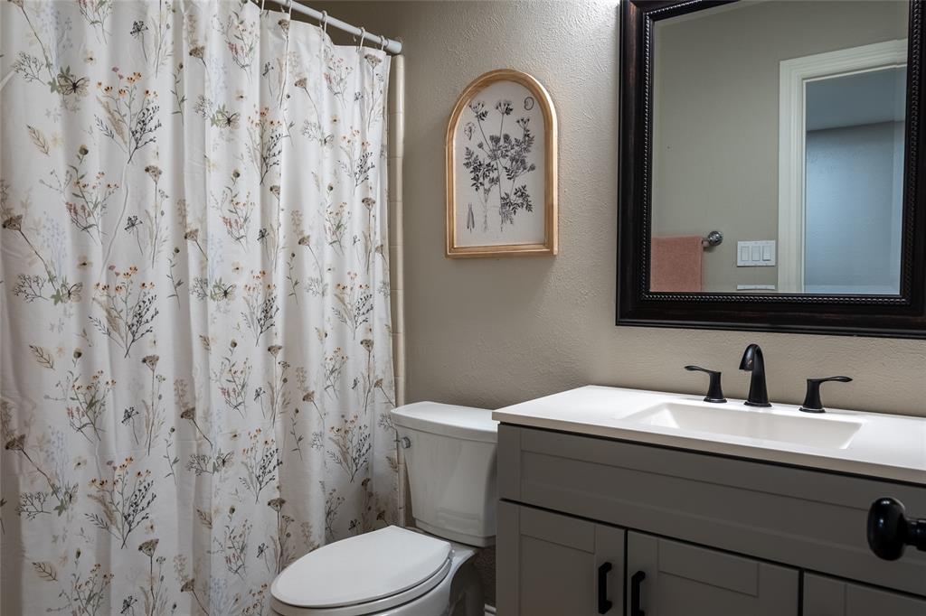 2301 Chinaberry Drive Property Photo 26