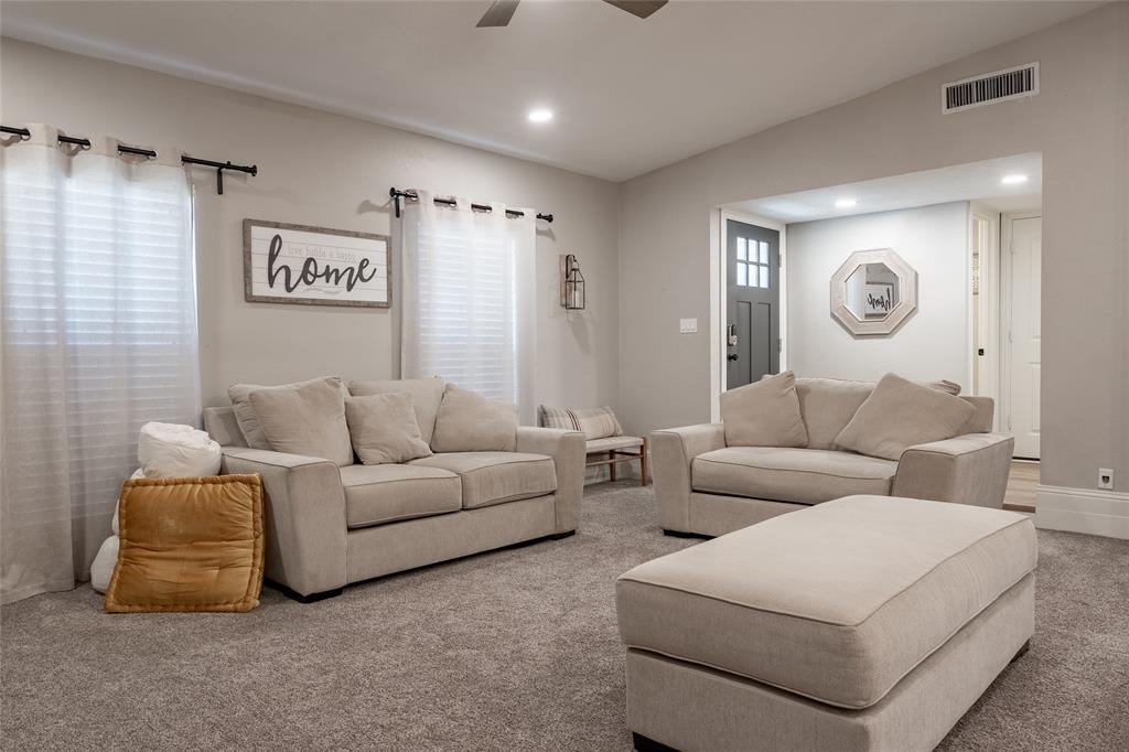 2301 Chinaberry Drive Property Photo 31