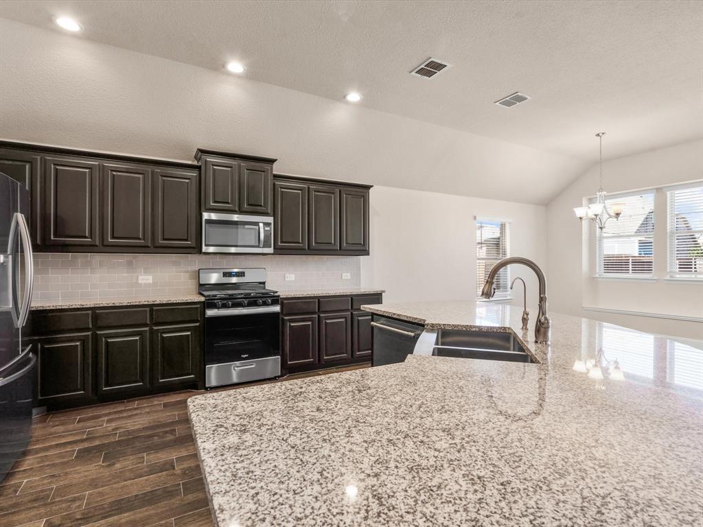 15016 Fleet Hill Road Property Photo 4