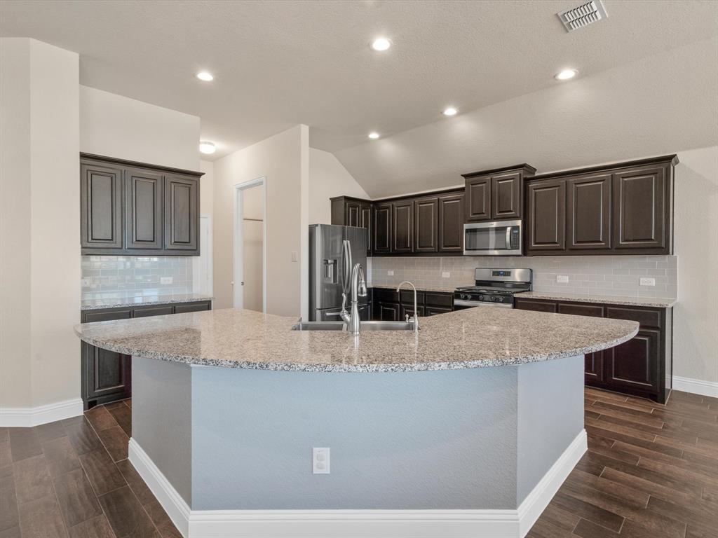 15016 Fleet Hill Road Property Photo 11