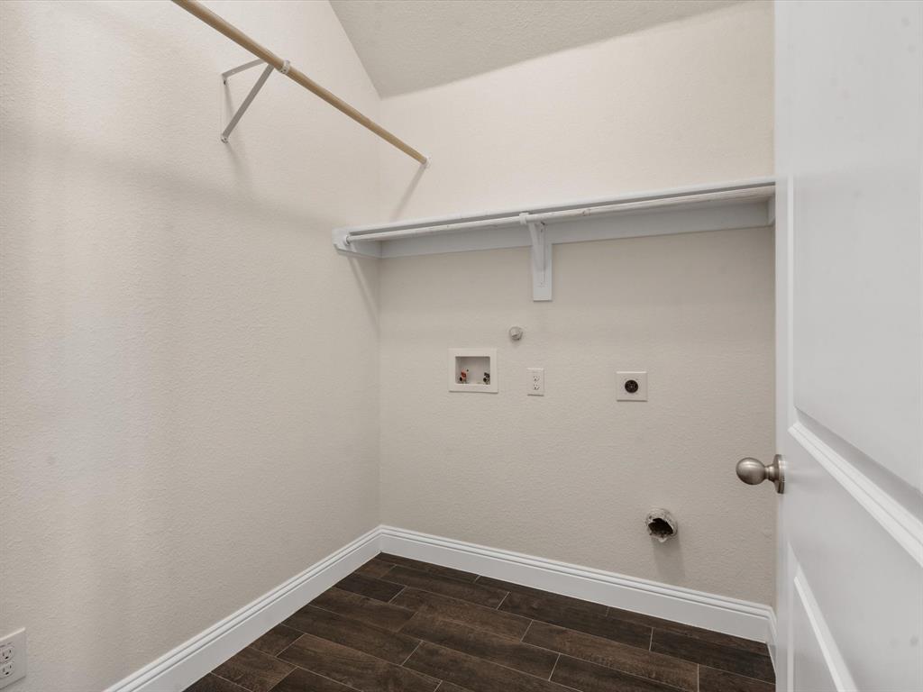 15016 Fleet Hill Road Property Photo 21