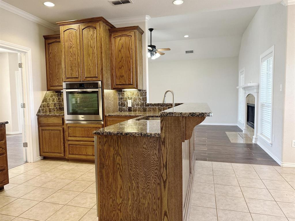 210 Winchester Street Property Photo 12