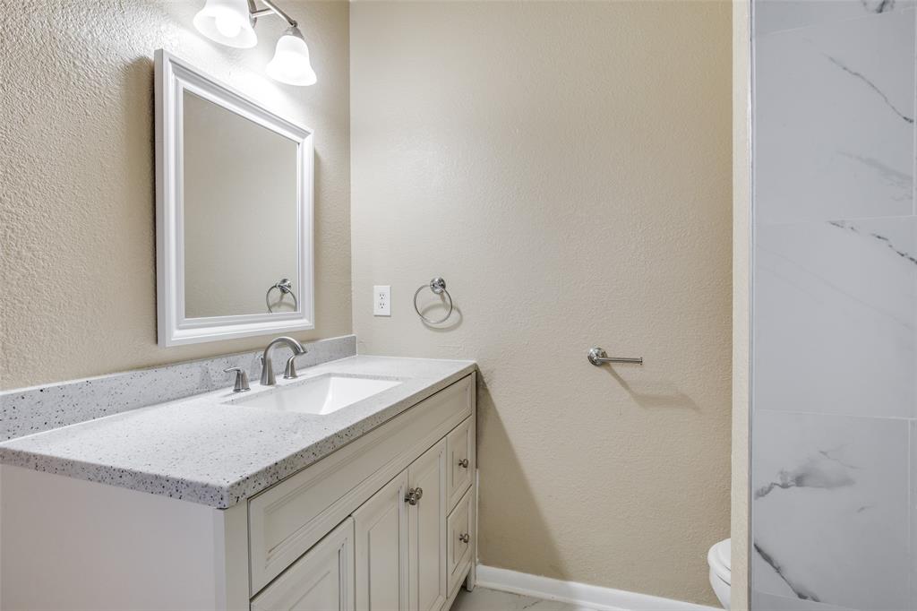528 Wallace Drive Property Photo 7