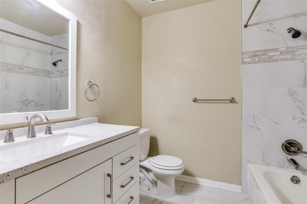 528 Wallace Drive Property Photo 11