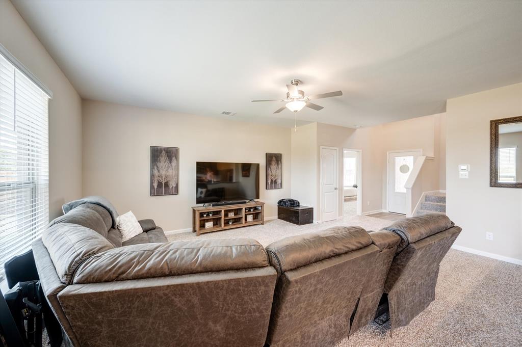 1053 Maidenhair Lane Property Photo 10