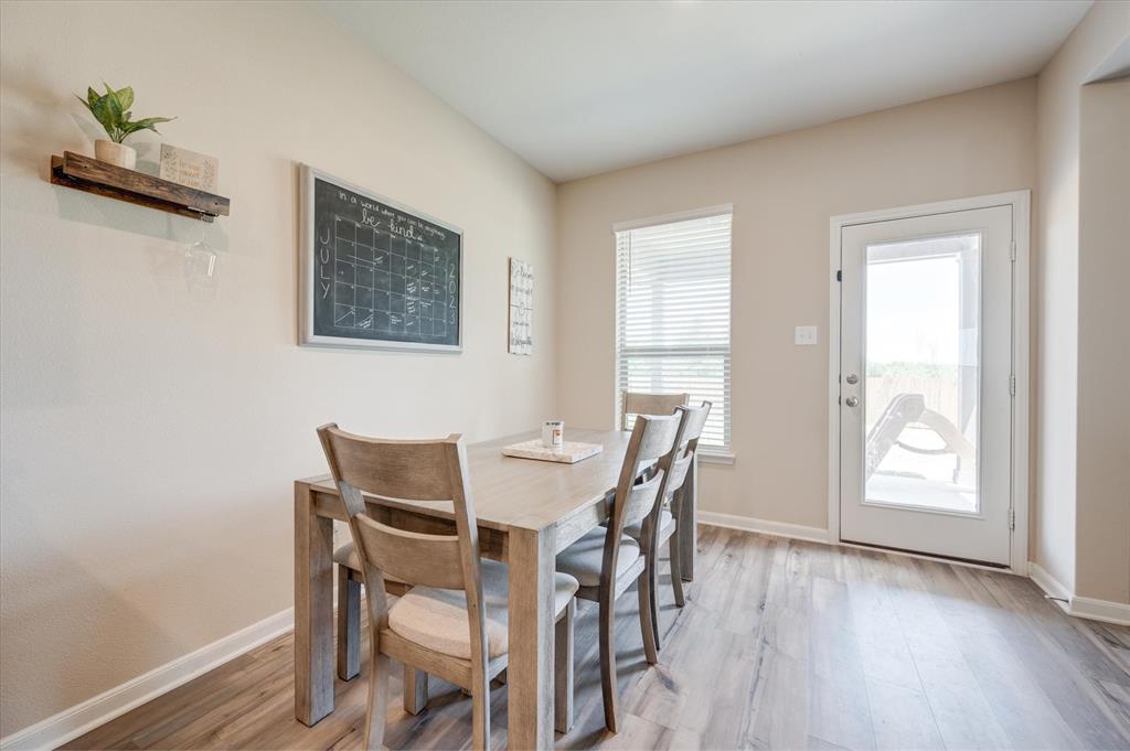 1053 Maidenhair Lane Property Photo 12