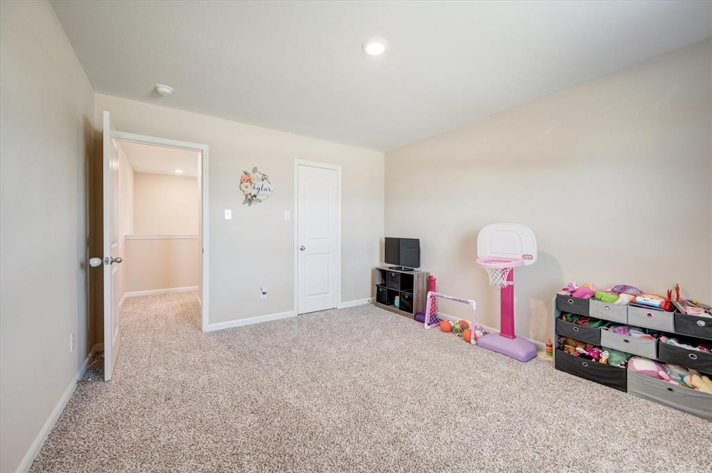 1053 Maidenhair Lane Property Photo 32