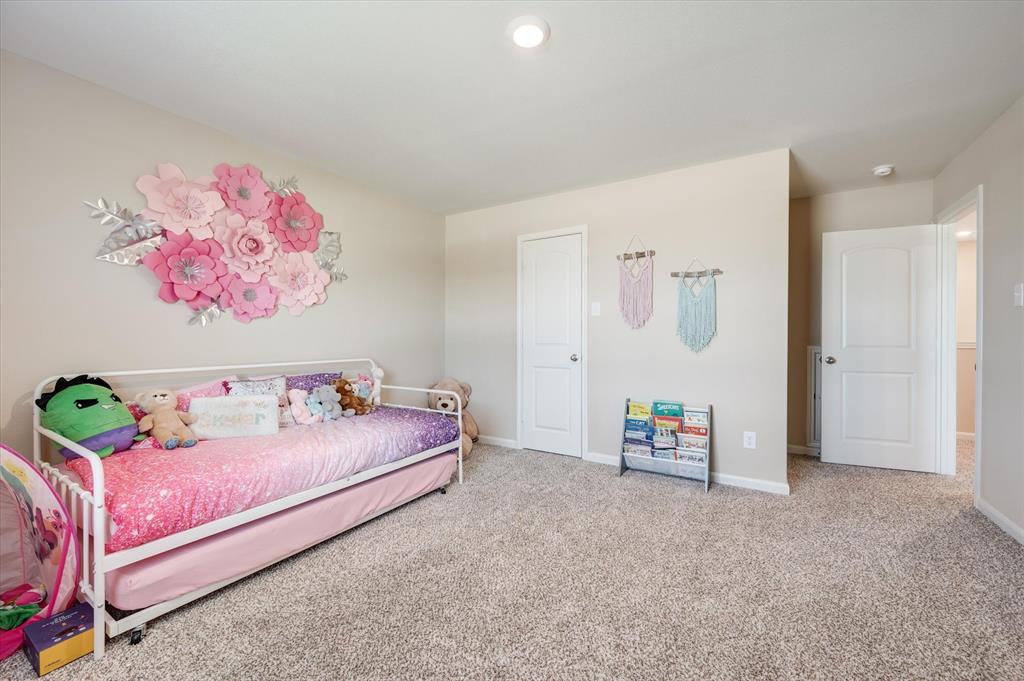 1053 Maidenhair Lane Property Photo 34