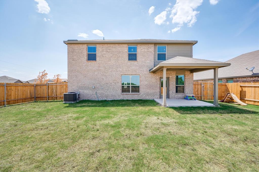1053 Maidenhair Lane Property Photo 38