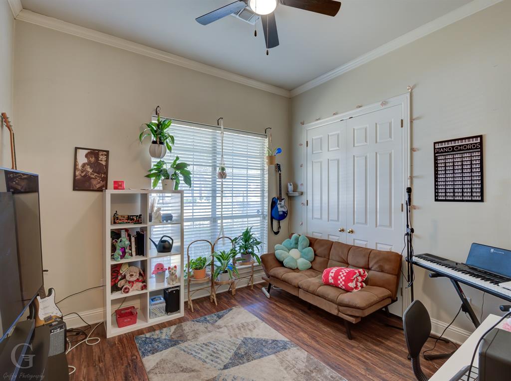 104 Oxford Circle Property Photo 19