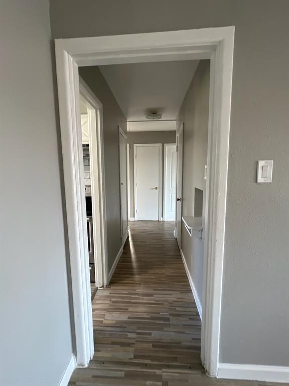 2803 Highwood Drive Property Photo 8