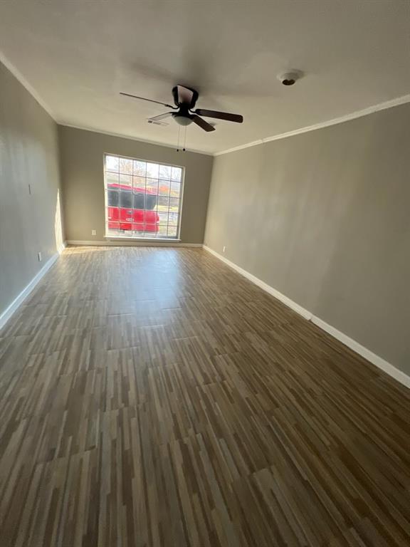 2803 Highwood Drive Property Photo 10