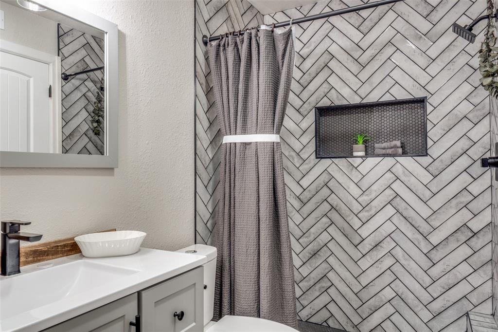 1229 Mesquite Trail Property Photo 18