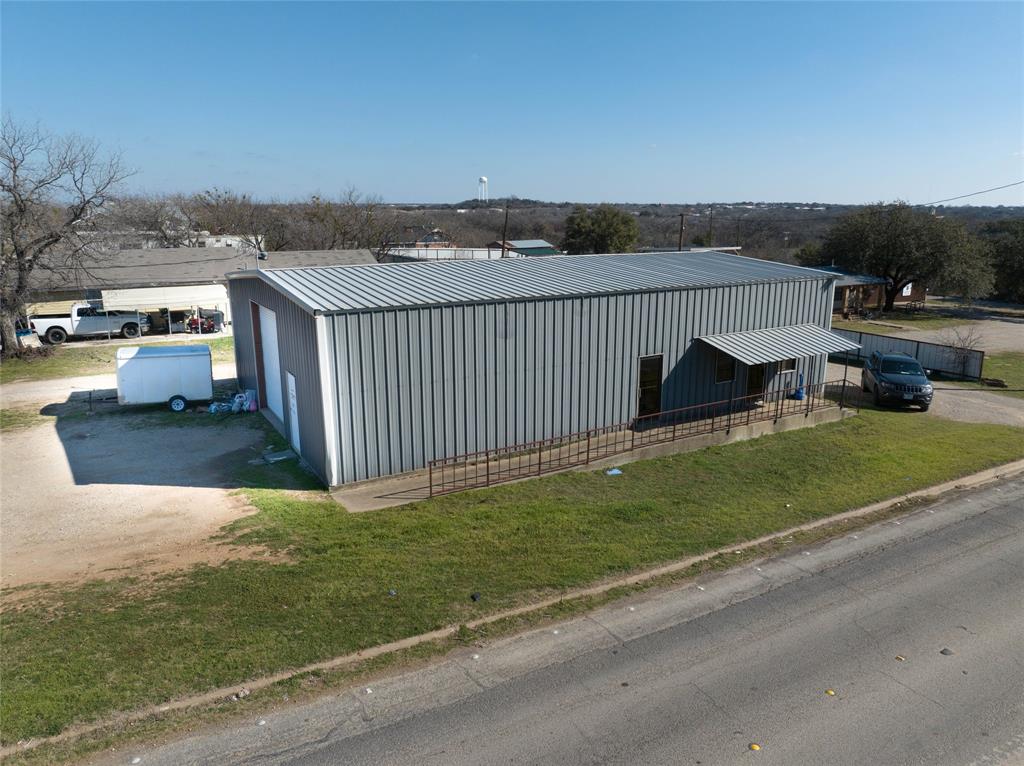 1108 N Breckenridge Avenue Property Photo 1