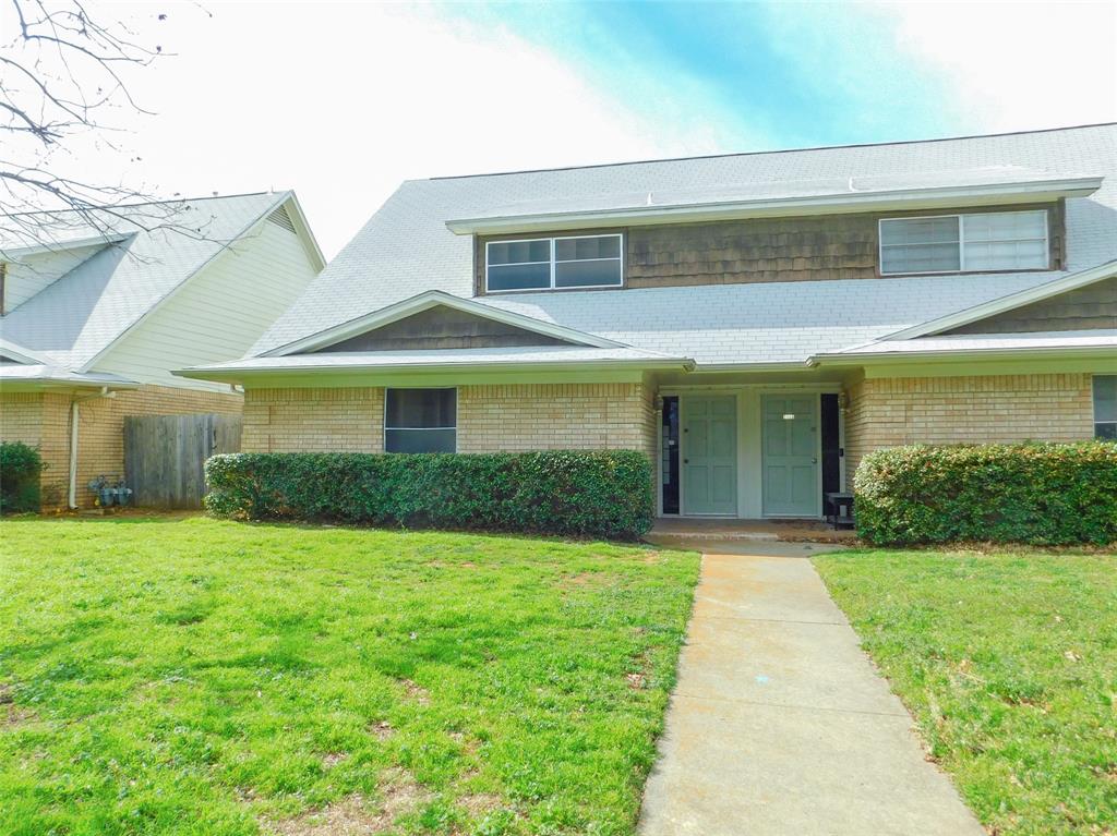 2408 Bernard Street Property Photo 2