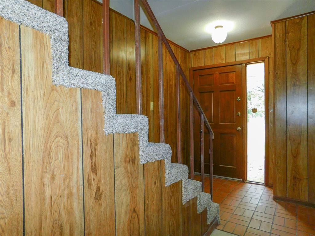2408 Bernard Street Property Photo 4