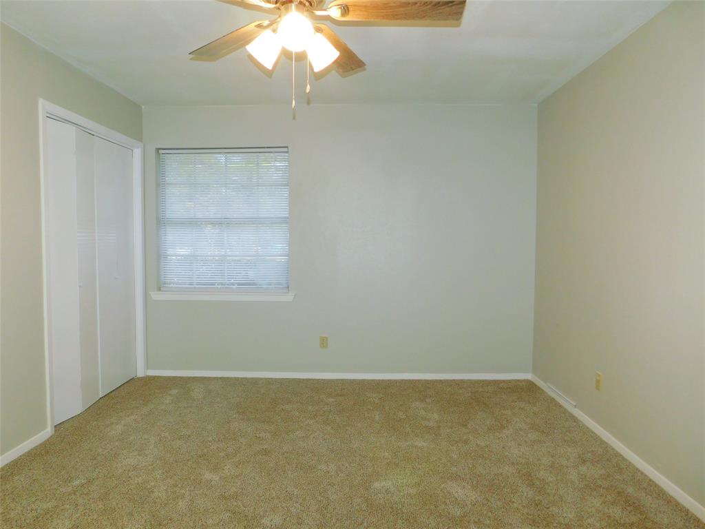 2408 Bernard Street Property Photo 12
