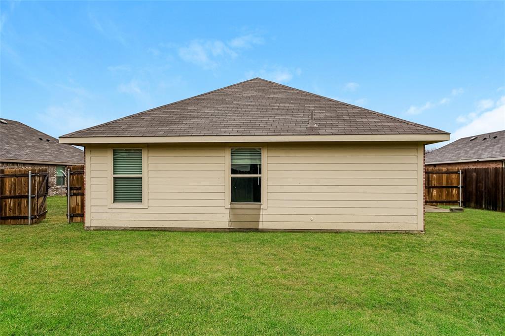 1604 Cardinal Drive Property Photo 3