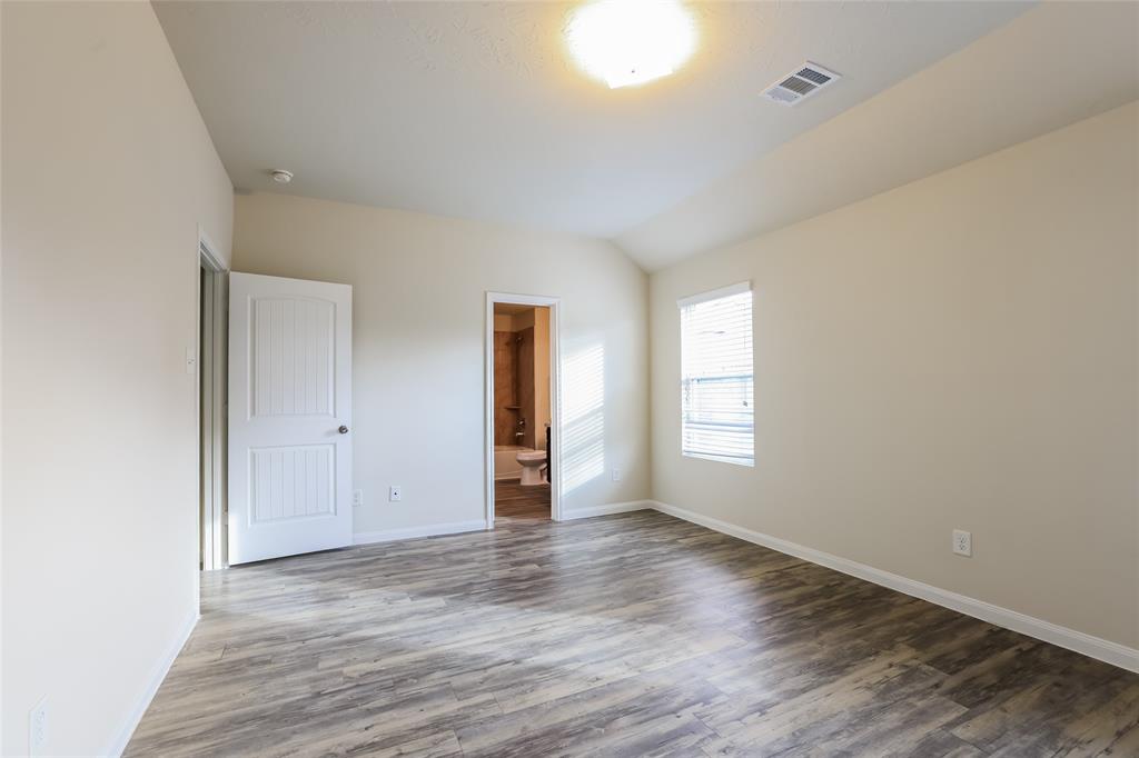 1604 Cardinal Drive Property Photo 8