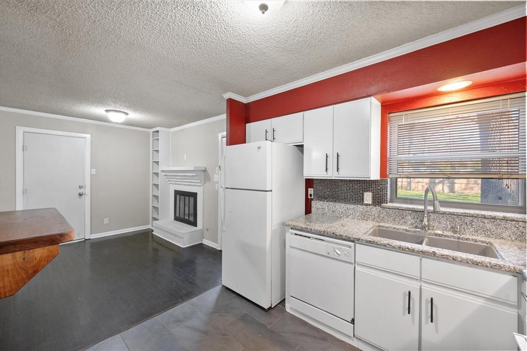 1011 W Inwood Drive Property Photo 13