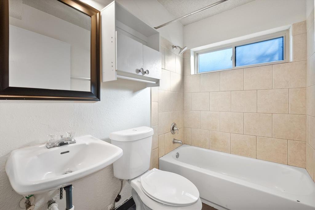 1011 W Inwood Drive Property Photo 16