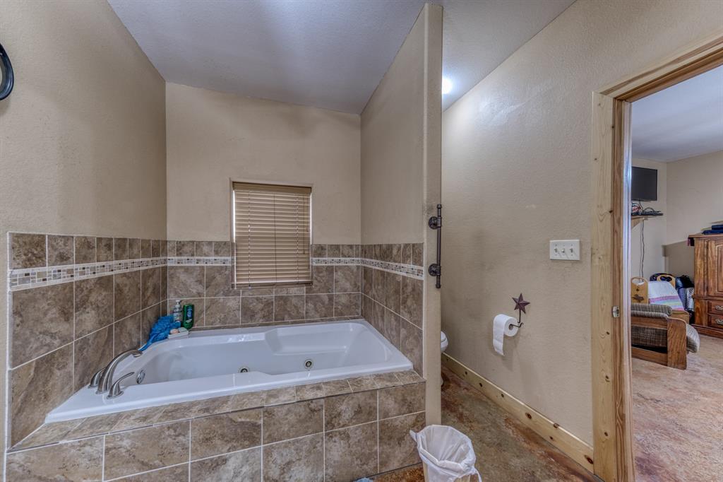 2975 N Fm 1702 Property Photo 10
