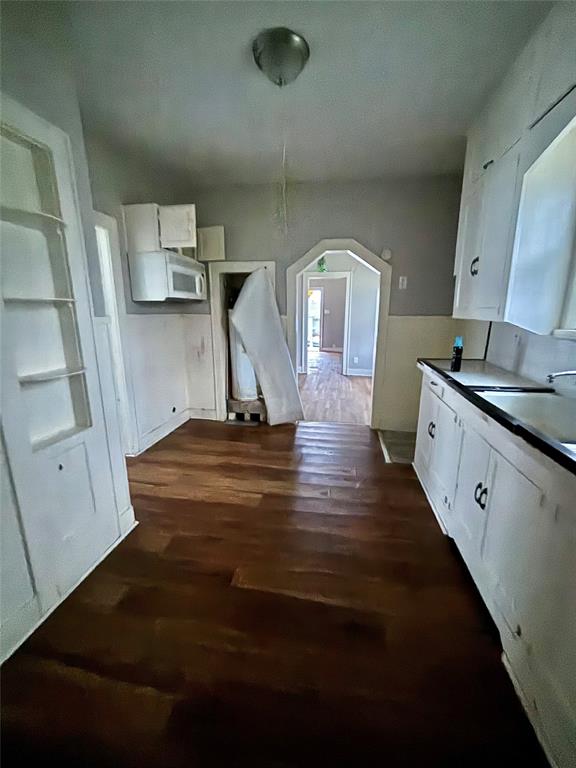 3025 8th Avenue Property Photo 5