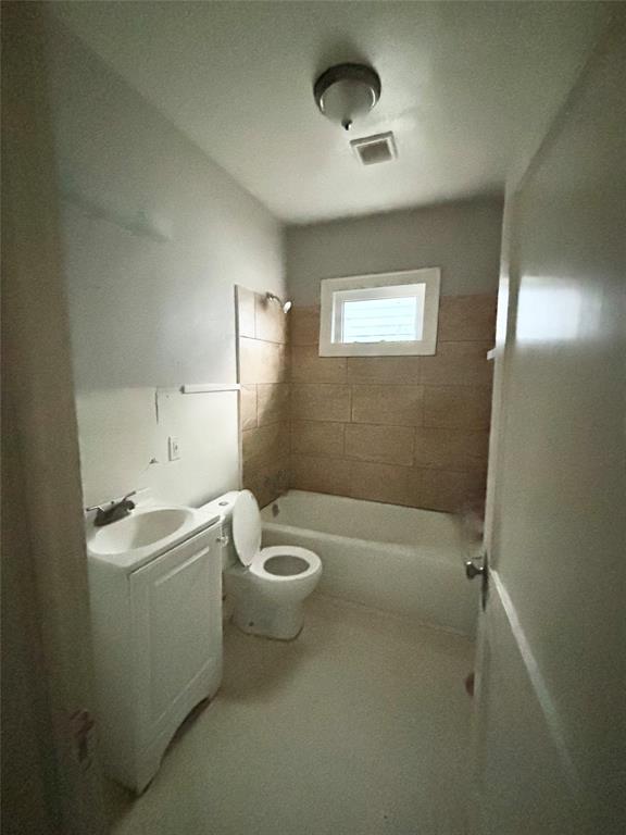 3025 8th Avenue Property Photo 9