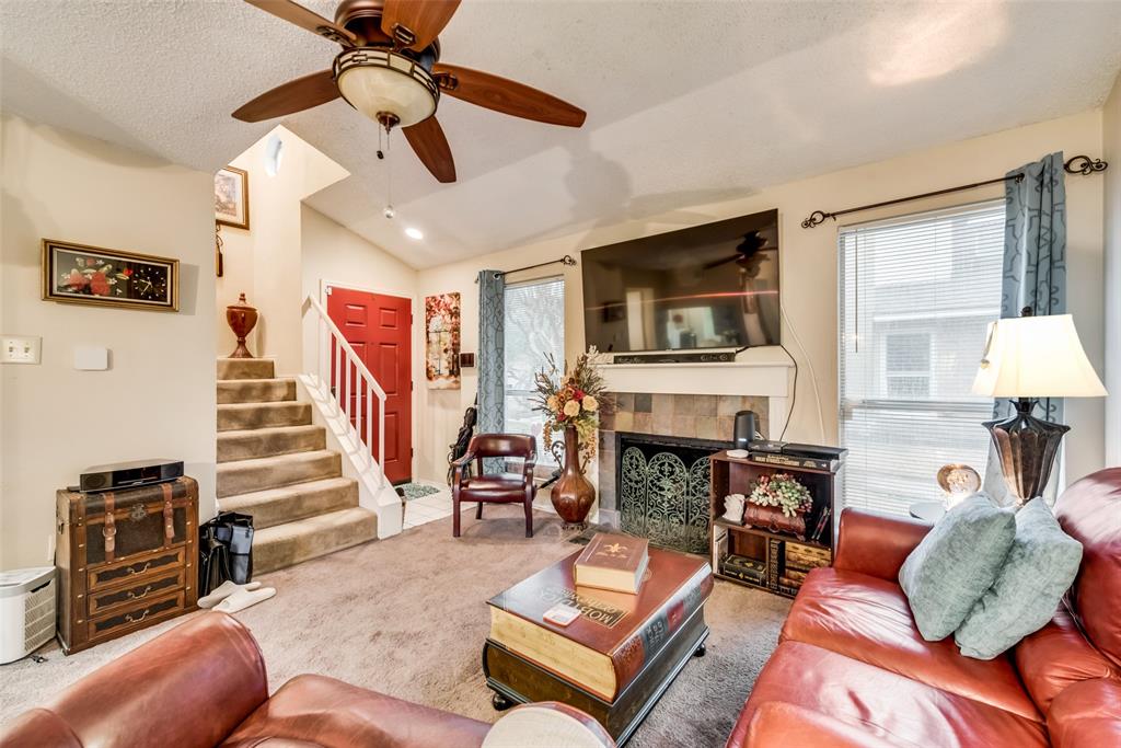 4953 Oak Bluff Property Photo 4