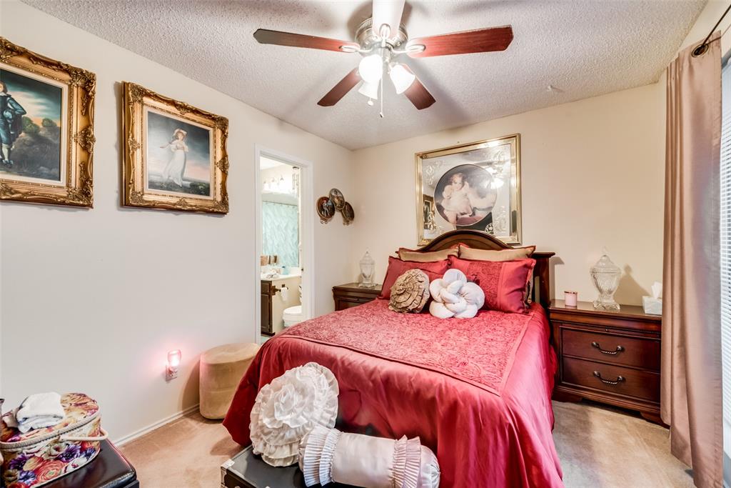 4953 Oak Bluff Property Photo 12