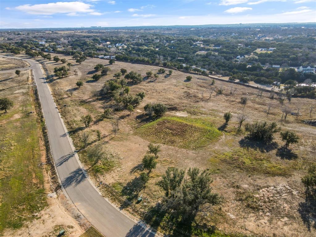 724 Rc Luker Court Property Photo 16