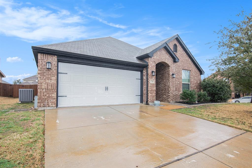 5749 Diamond Valley Drive Property Photo 1