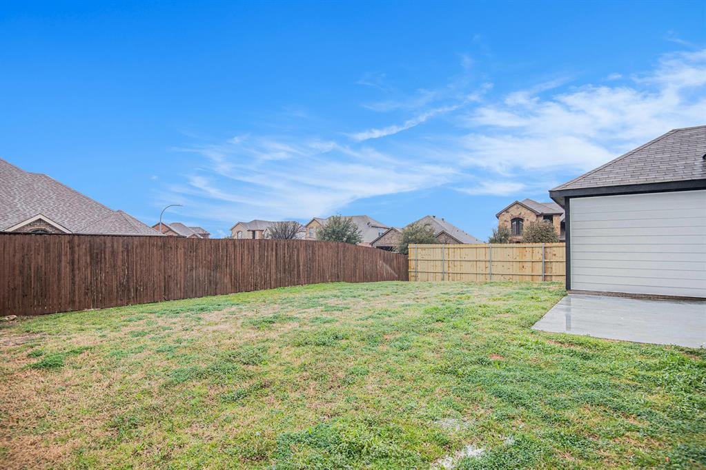 5749 Diamond Valley Drive Property Photo 22