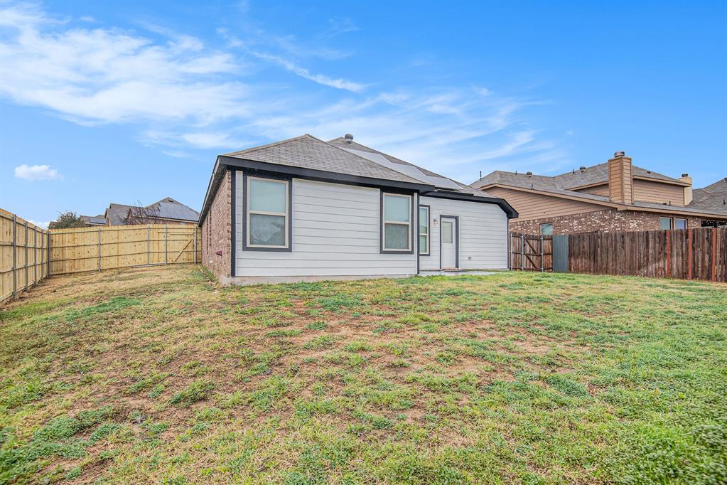 5749 Diamond Valley Drive Property Photo 24