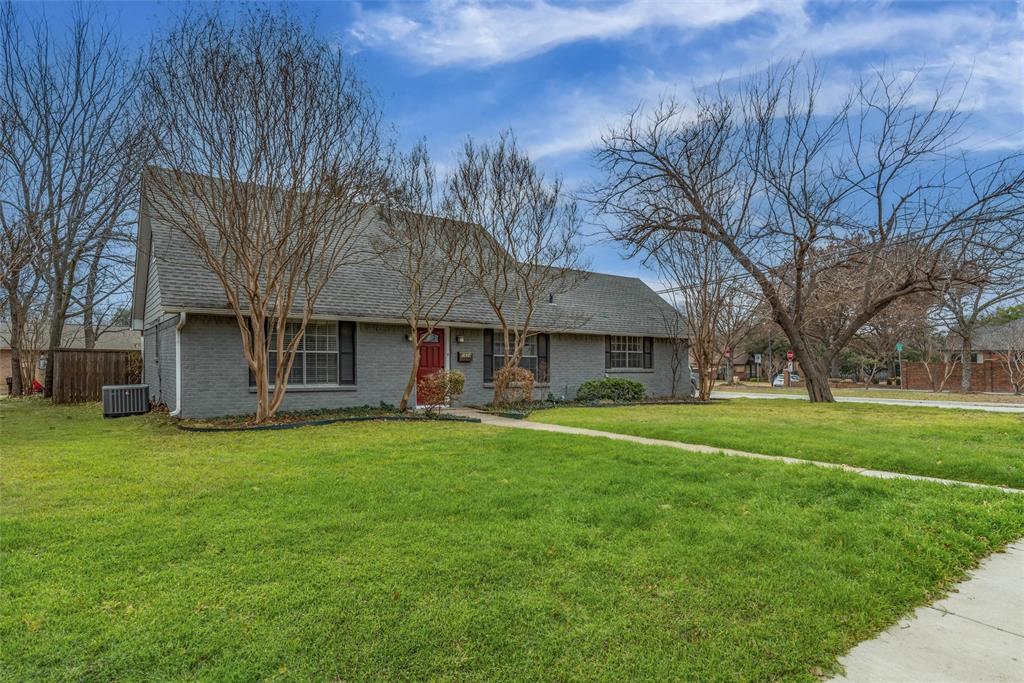 1624 Aldridge Drive Property Photo 2