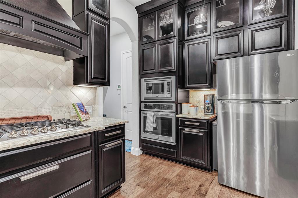 8925 Dewland Drive Property Photo 11