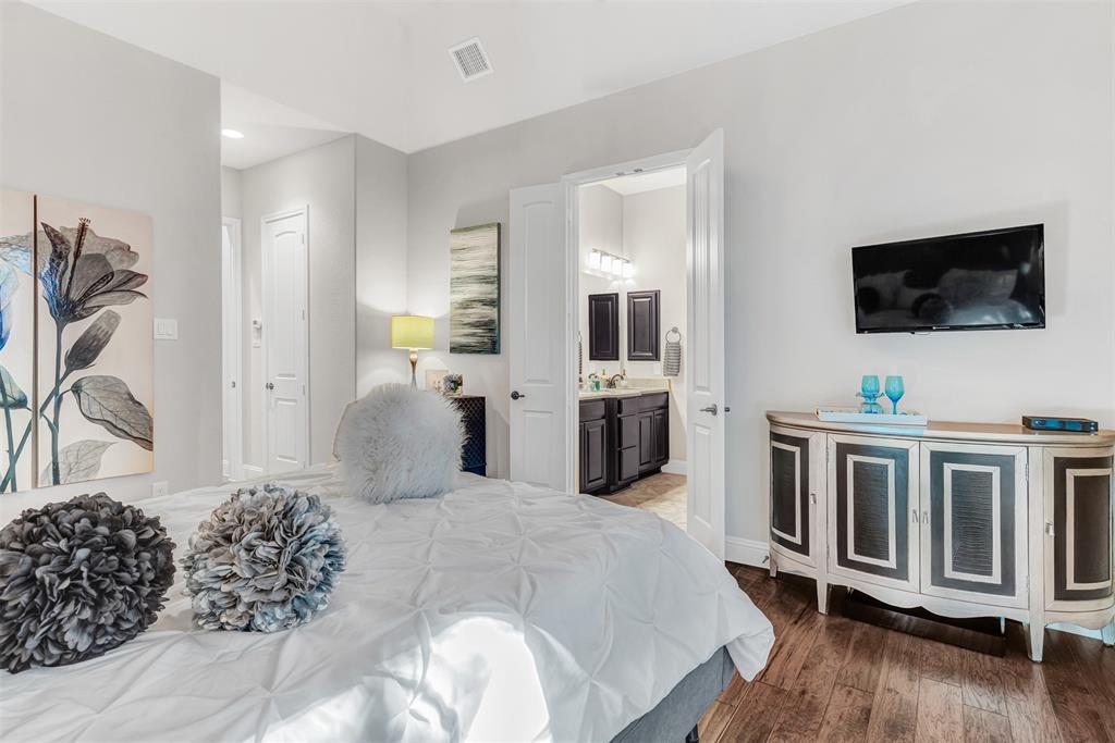 8925 Dewland Drive Property Photo 16