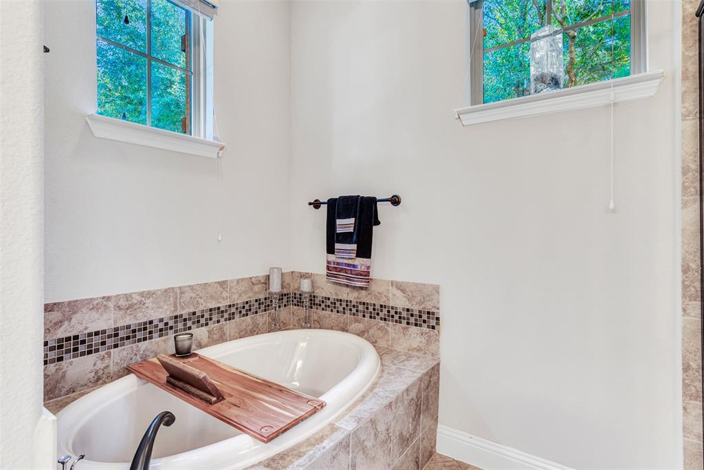 8925 Dewland Drive Property Photo 18