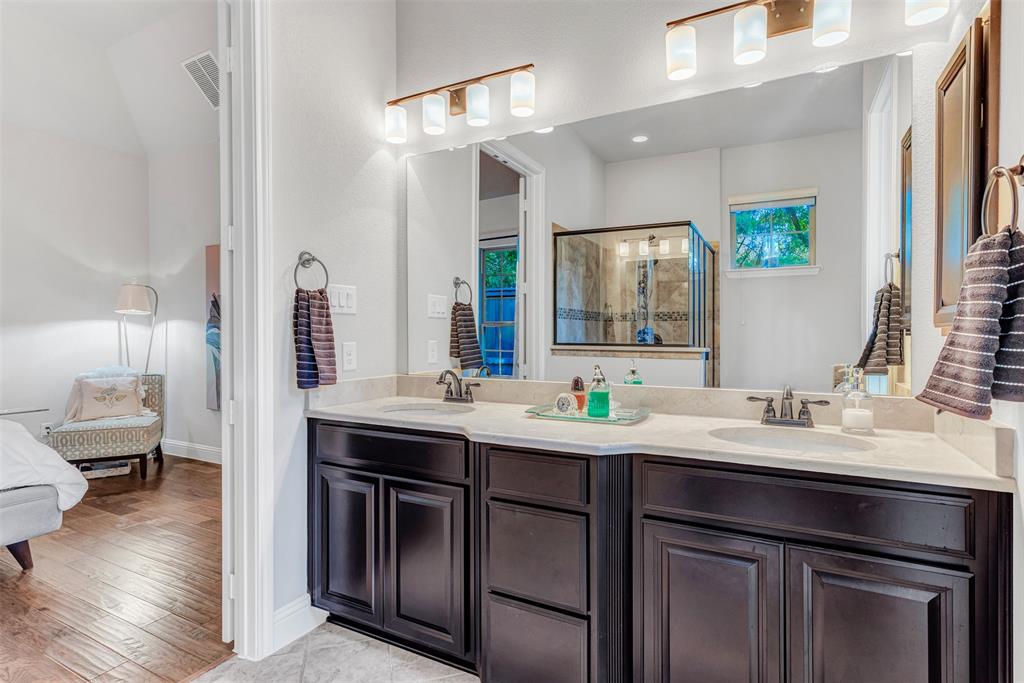 8925 Dewland Drive Property Photo 20