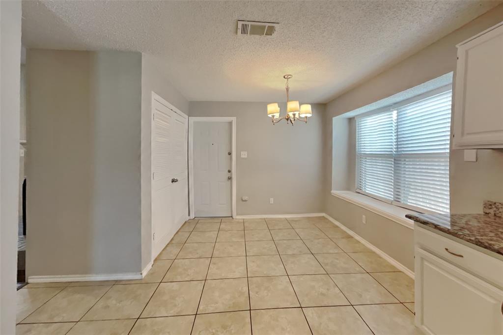 2032 Espinosa Drive Property Photo 7